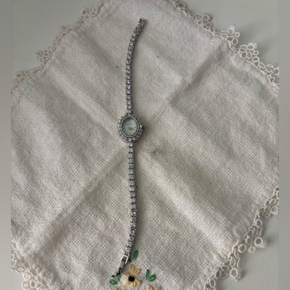 Faux diamond bracelet watch - Picture 2 of 4